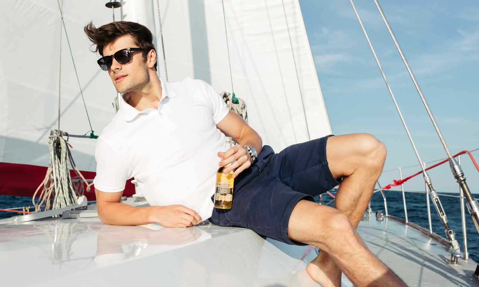 https://nobilisyachts.com/wp-content/uploads/2023/02/image_01_single_service.jpg