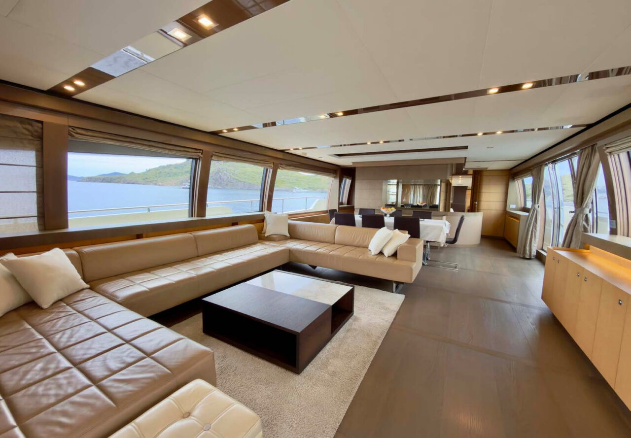 ferretti-960-satilik-04